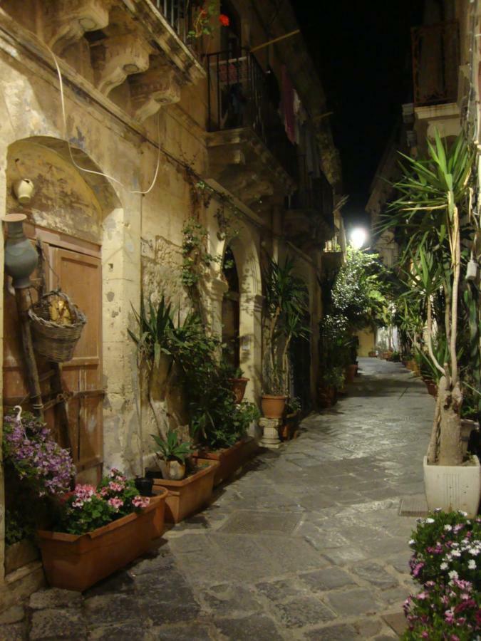 Il Nido Di Diana In Ortigia Apartment Syracuse Exterior foto